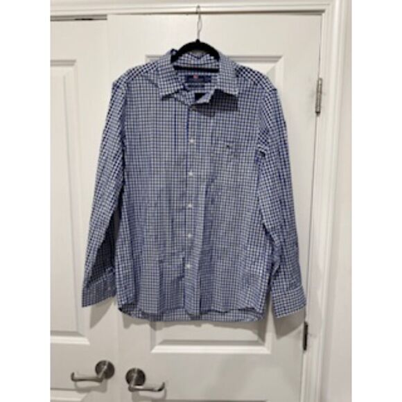 Vineyard Vines Classic Fit Gingham Shirt Size Medium - Picture 3 of 5